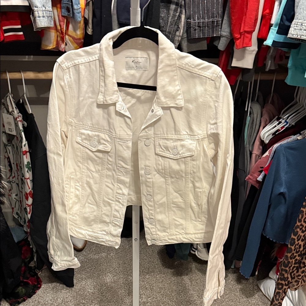 KanCan White Jean jacket - new without tags